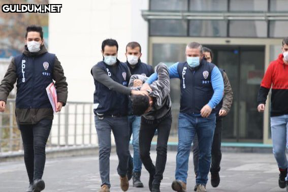 Rönesans tablosu gibi  ...