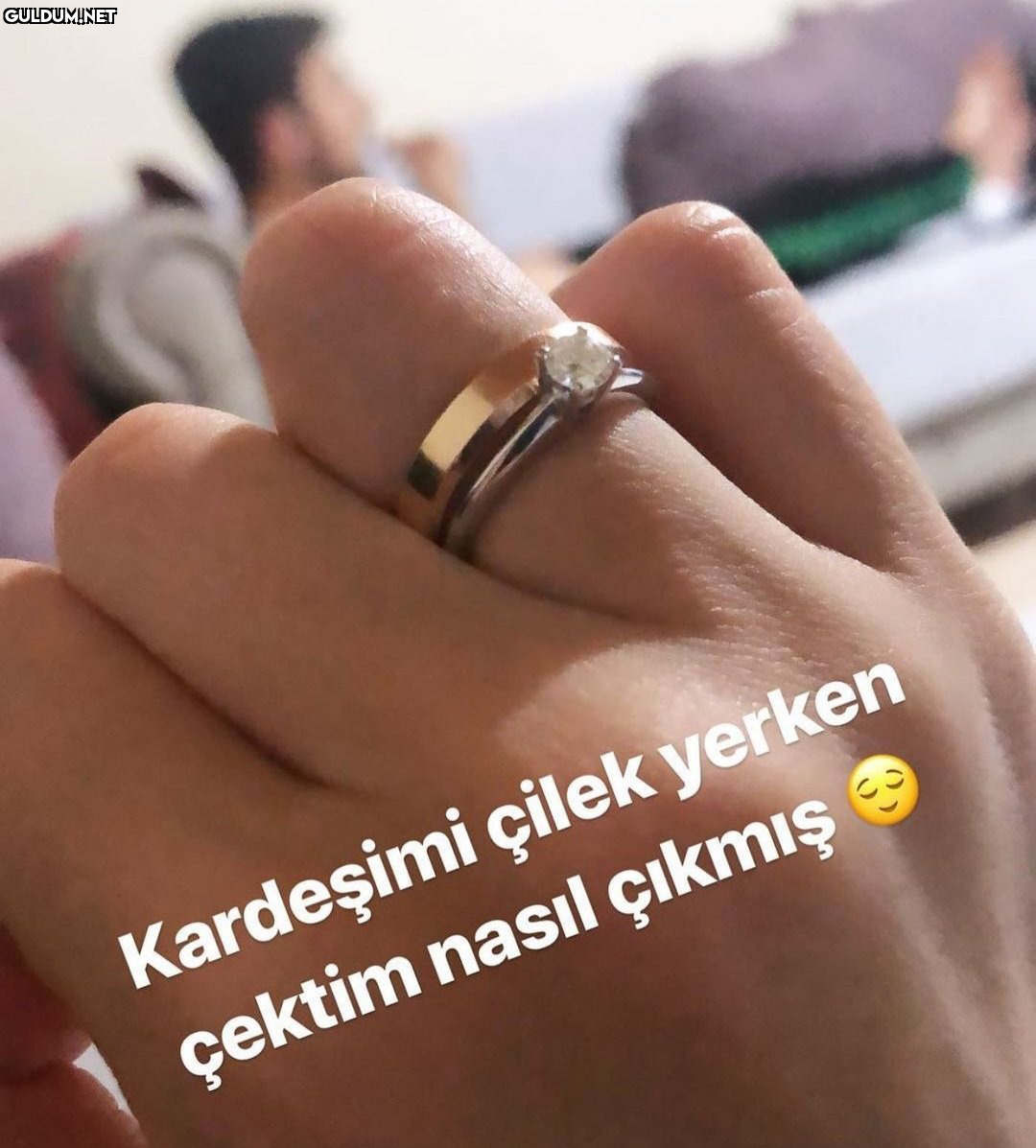 Ablam ironi ayağına...