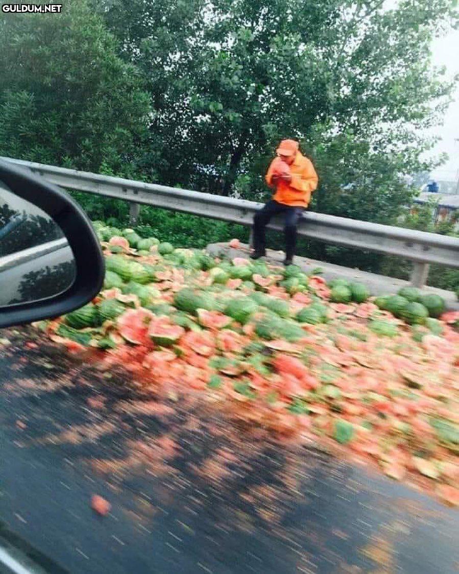 anlamsız fotoğraflar 11273  Kaynak