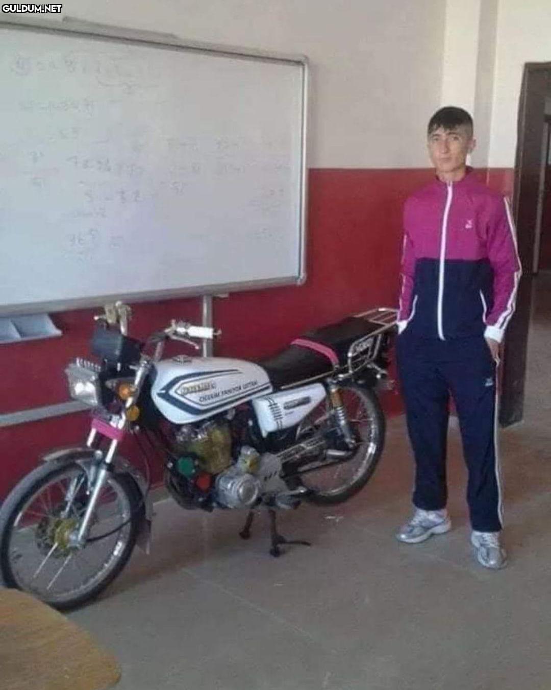 anlamsız fotoğraflar 22891  Kaynak