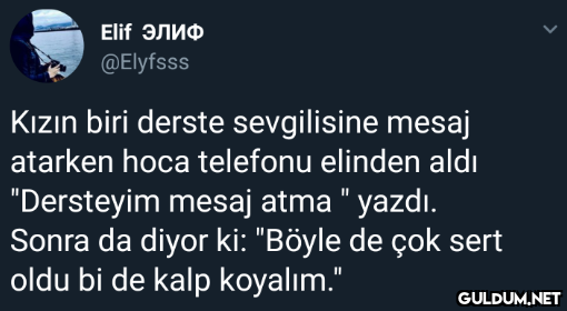 Kızın biri derste...