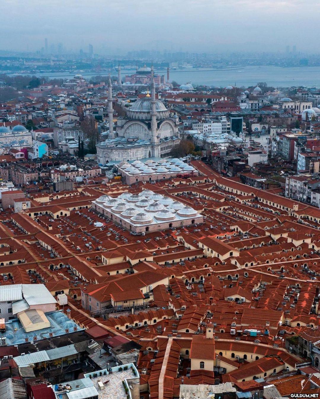 Kapalı Çarşıya yukarıdan...