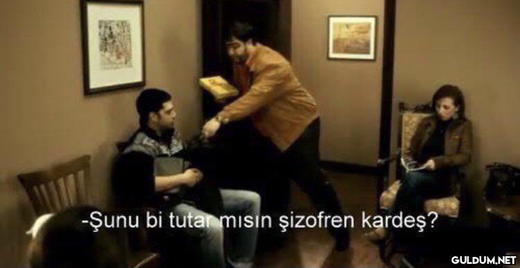 Şizofren birine bir şeyi...