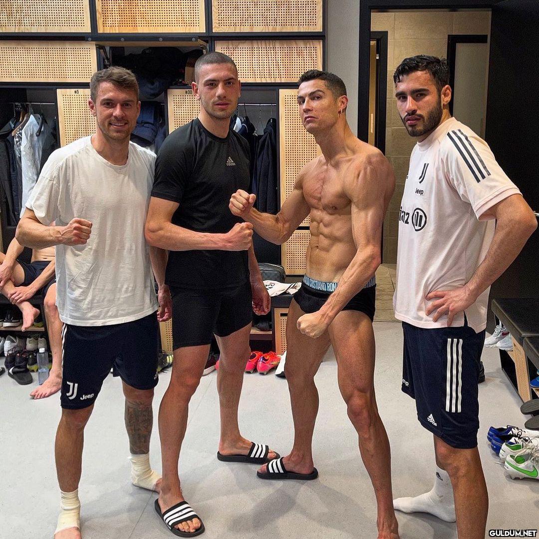 Bu Ronaldo niye sürekli...