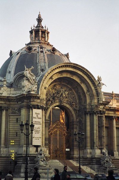 Le Petit Palais, Paris    ...