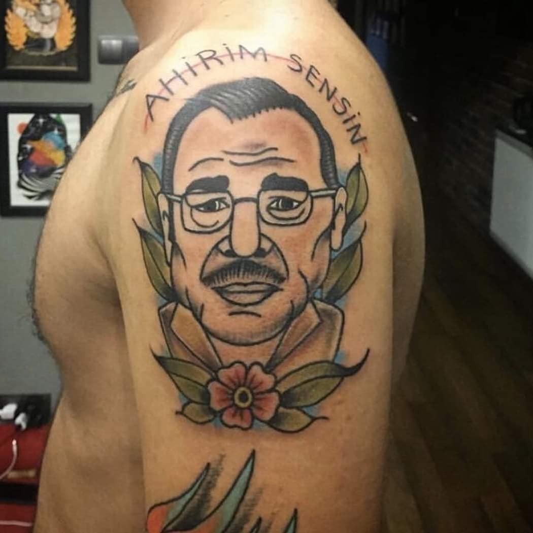 Ben gençlerin cebindeki...