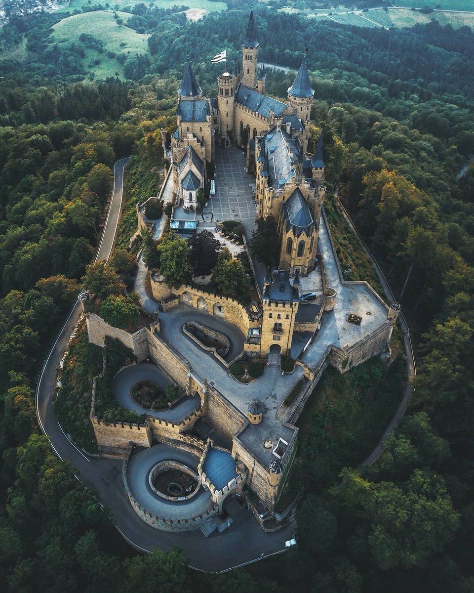 📍Hohenzollern Kalesi,...