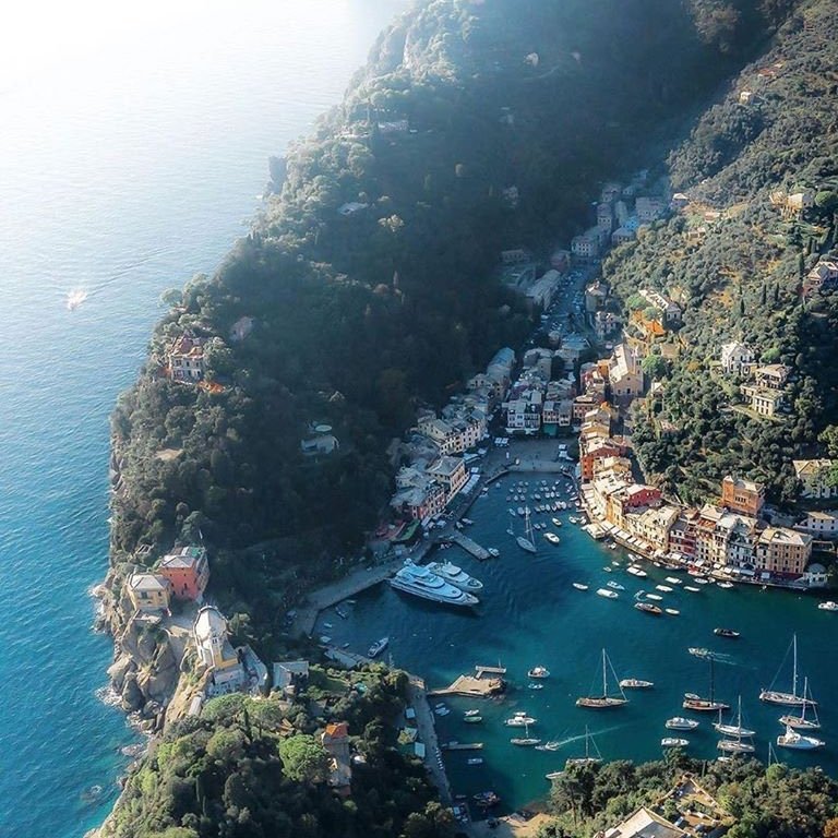 Portofino, İtalya    Kaynak