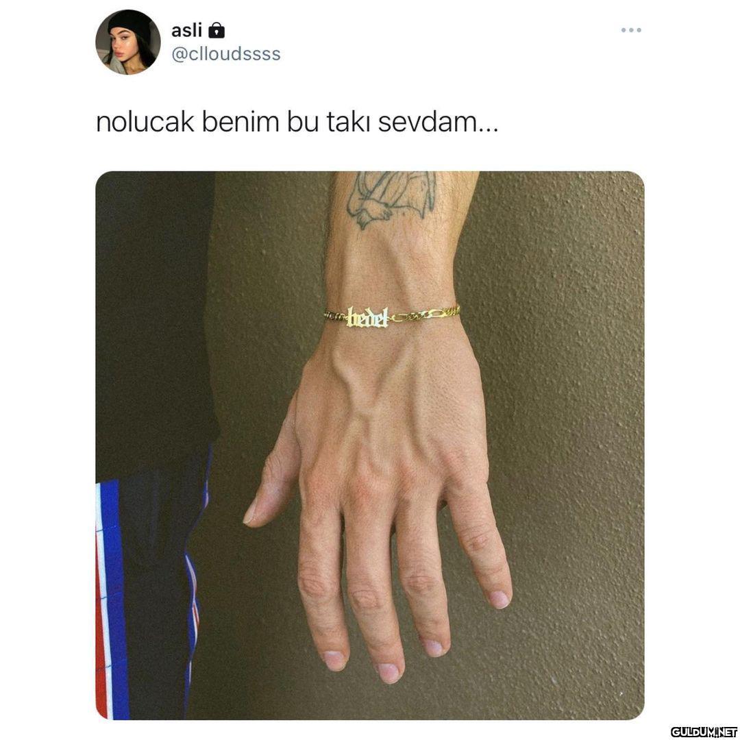 bedel yazılı bileklik...