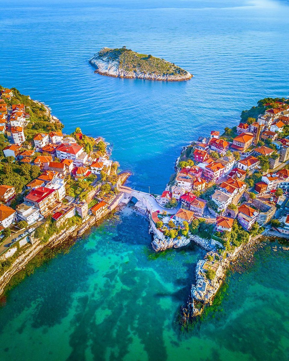📍Amasra, Bartın.    Kaynak