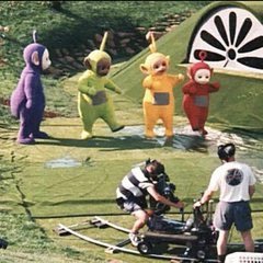 1997, Telatabilerin perde...