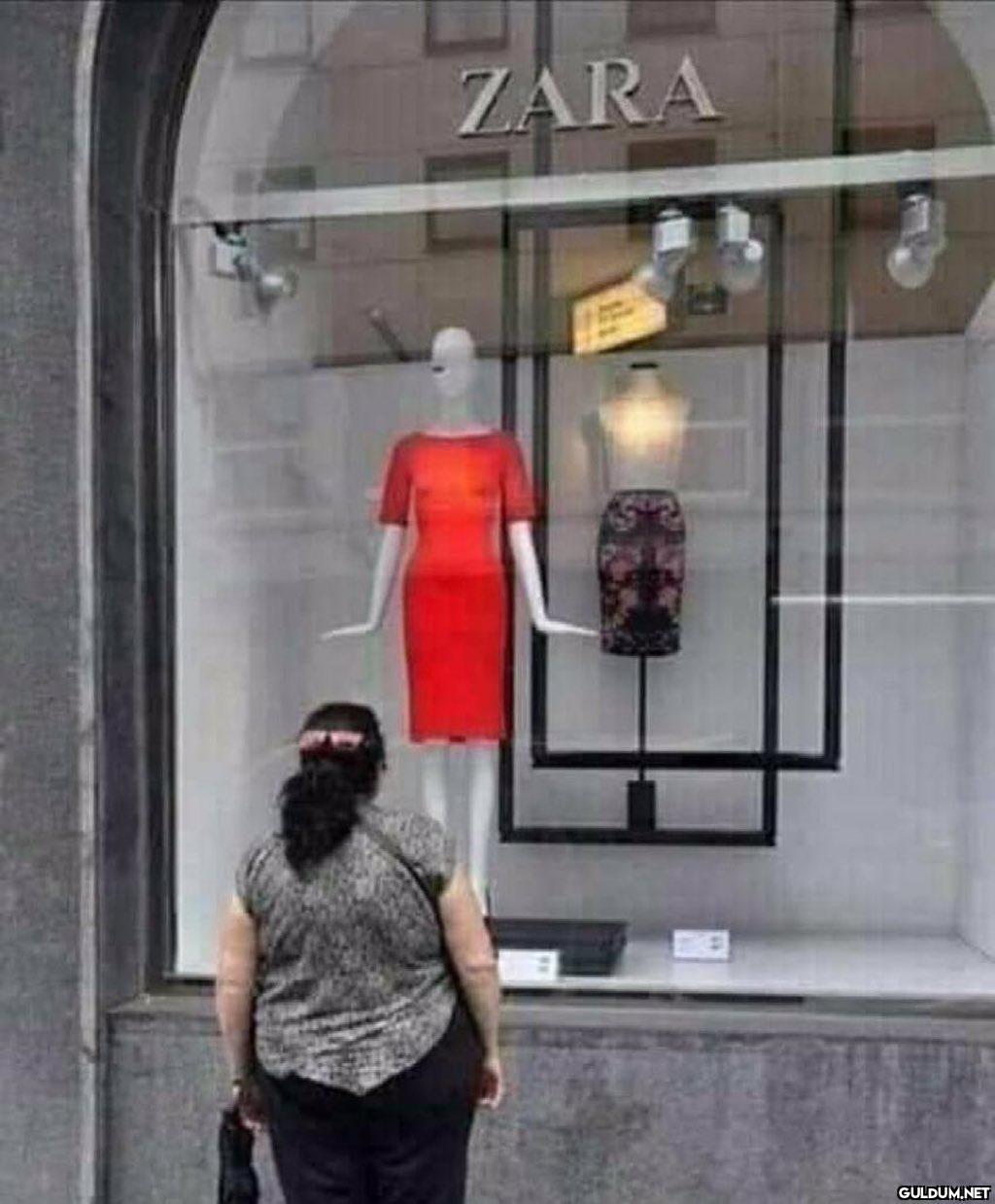 Bu fotoğraf paramparça...