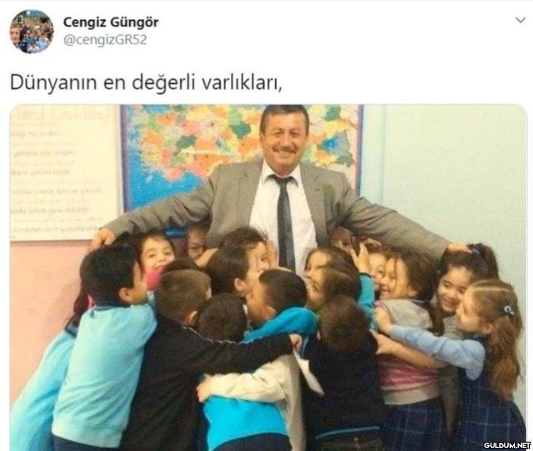 Öğrencilerini özleyen...