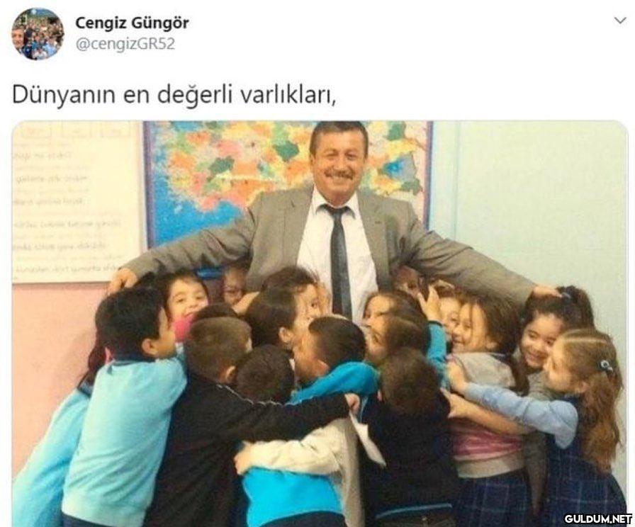 öğrencilerini özleyen...