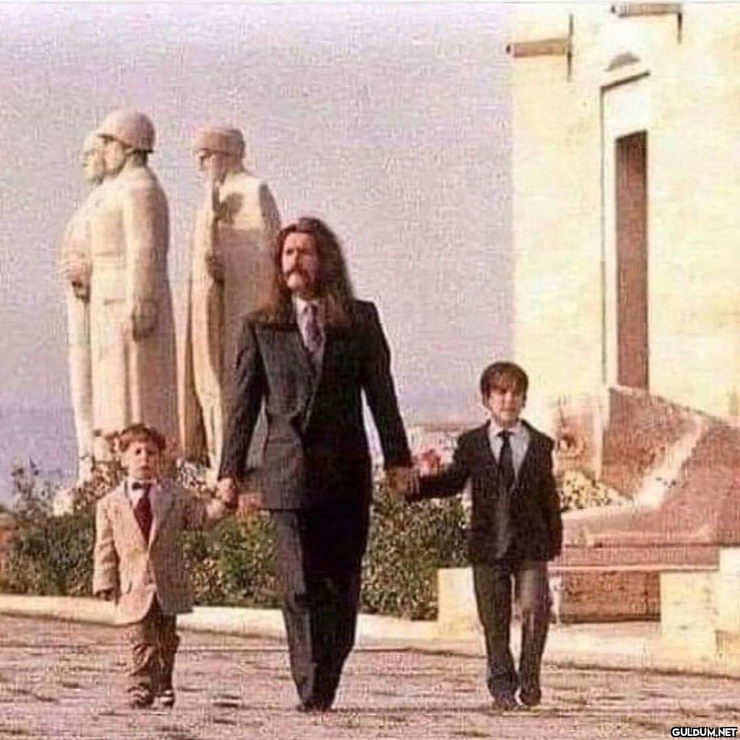" BARIŞ MANÇO, 1993...