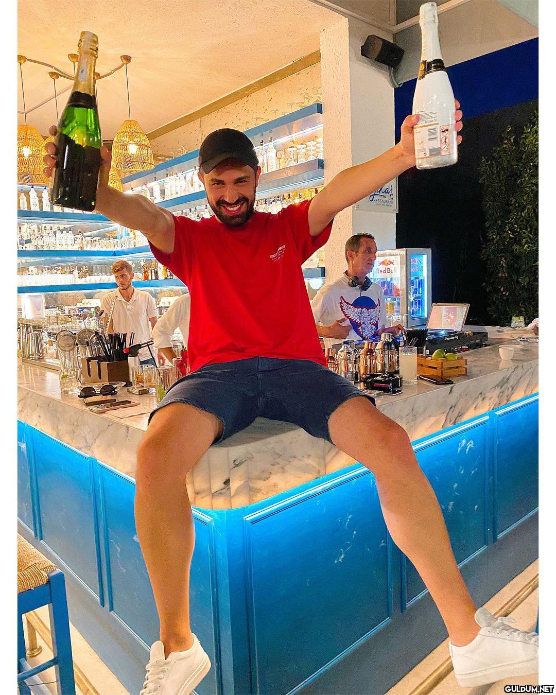 " Yazacak bir sürü şey...