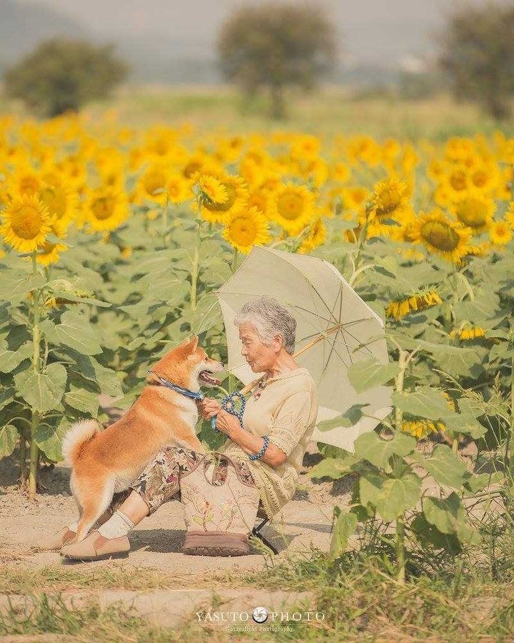 Happy #GorgeousGrandmaDay!...
