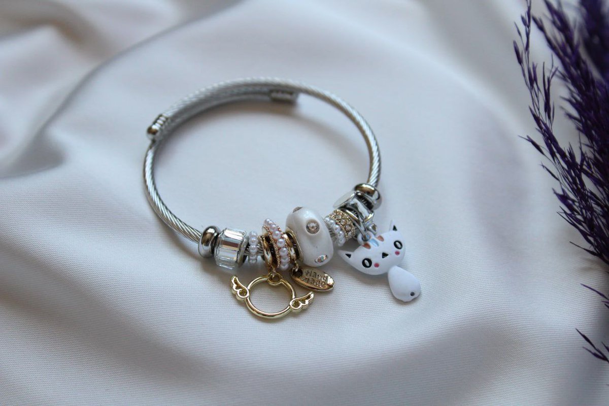 White Kitty Charm Bileklik...