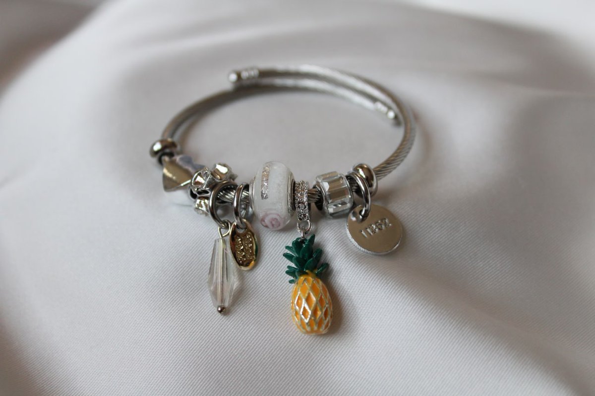 Pineapple Charm Bileklik...