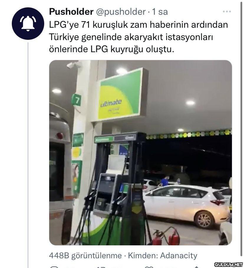 Gençler gaz kuyruğu da...