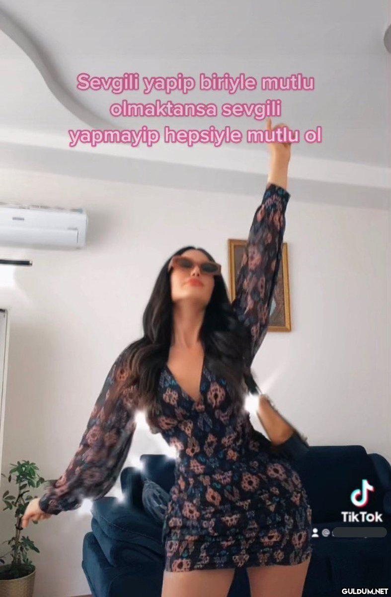 Bu cocuk niye bana yazmiyo...