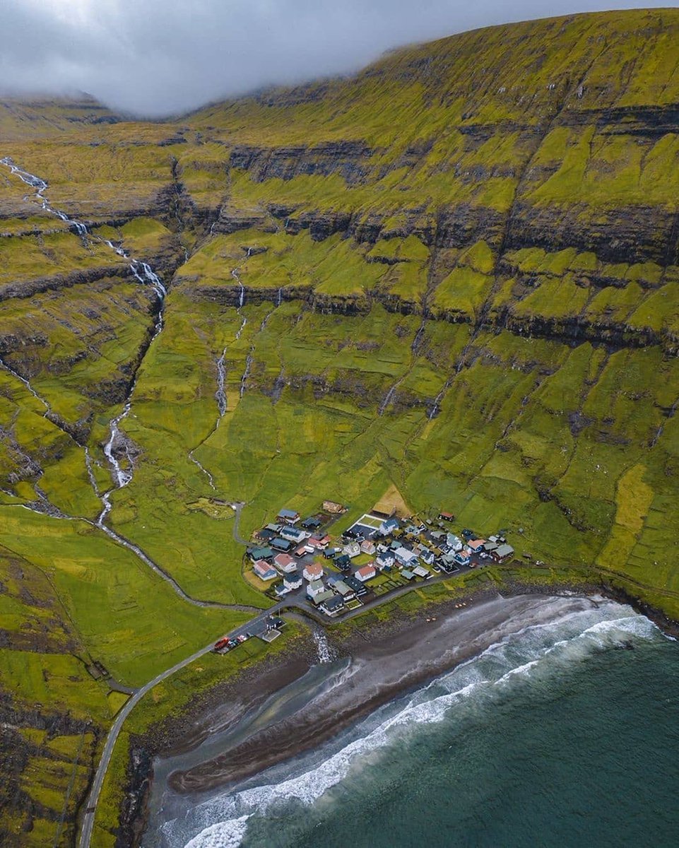 📍Tjørnuvík / Faroe Adaları...