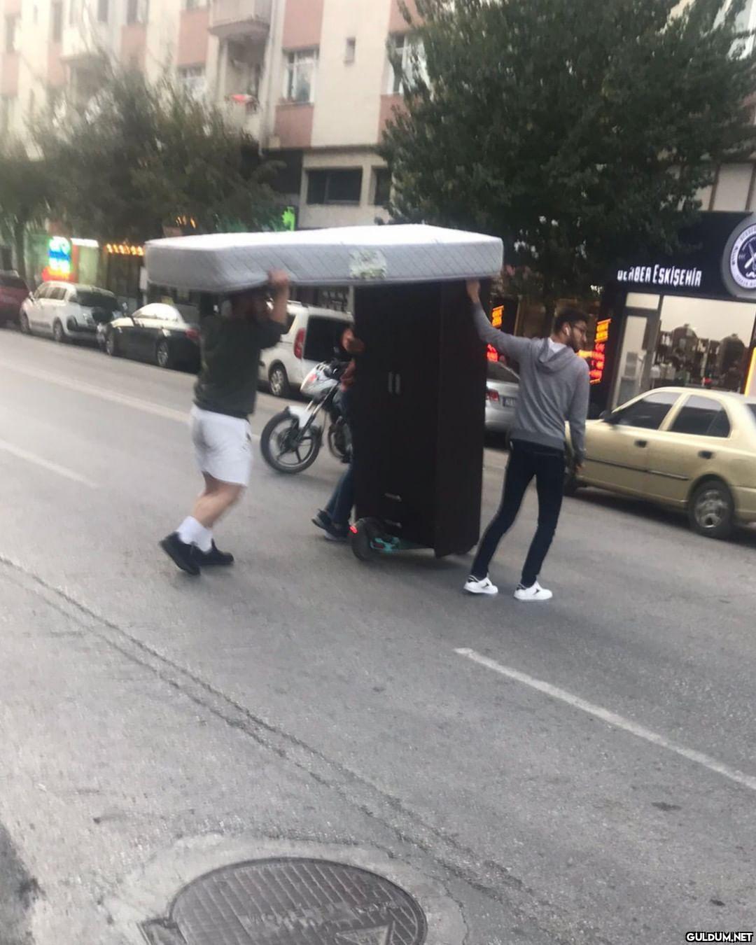 (Kaydırmalı)  Malik...