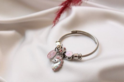 Unicorn Charm Bileklik🦄    Kaynak