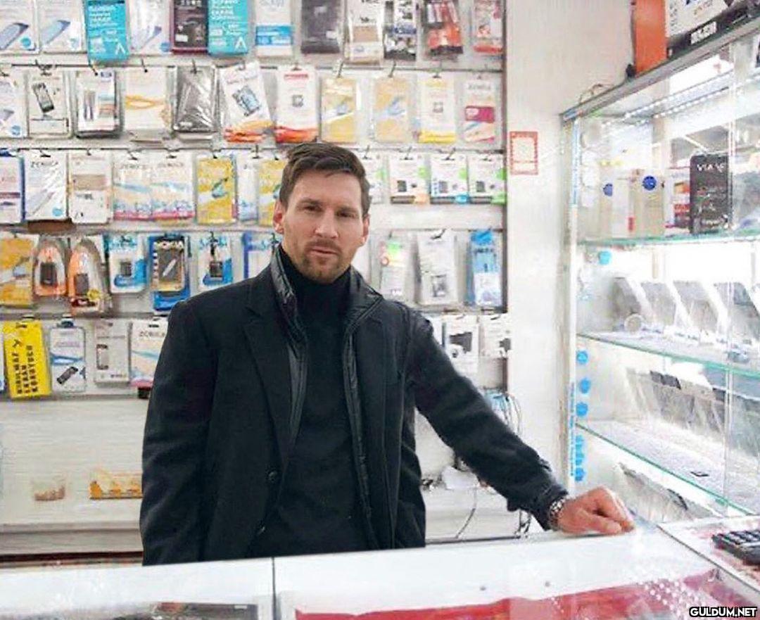 Kardeşim Paris’ten kendim...