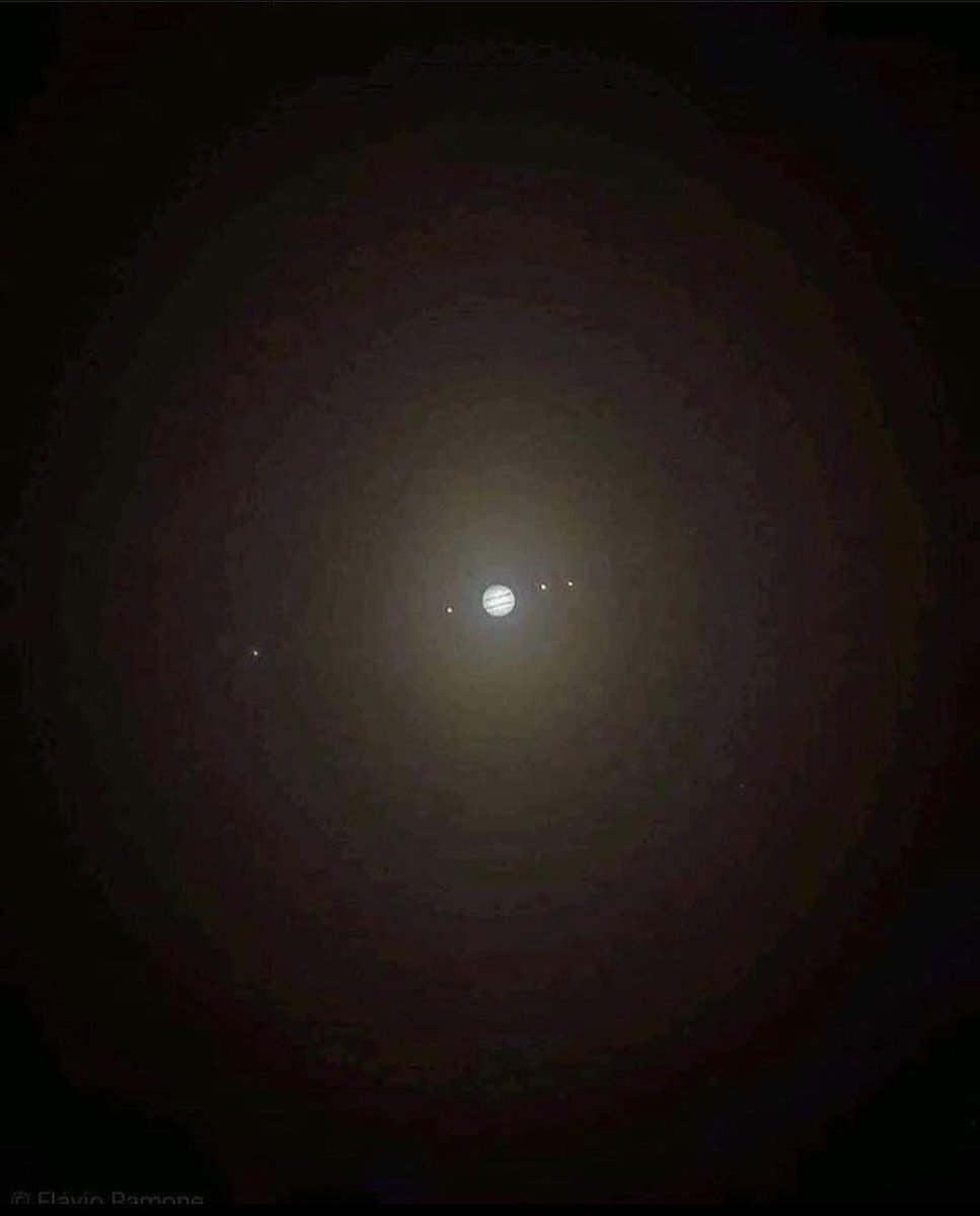 Saturn, Jupiter ve...