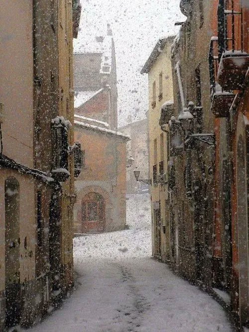 ❄️Barcelona'da kış.    Kaynak