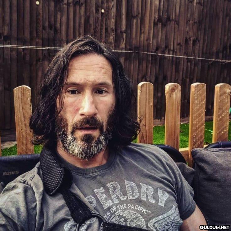 Keanu Reeves'e yönelik bir...