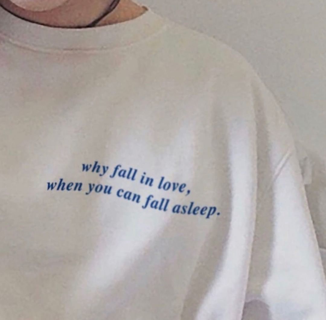 LINK IN BIO 👕 WORLDWIDE...