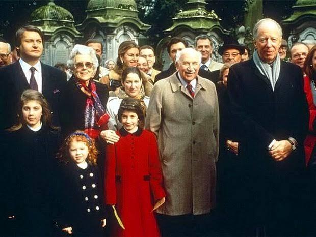Bugün Rothschild Ailesinin...