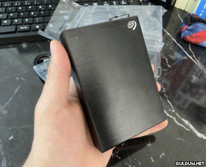 4 TB taşınabilir disk...