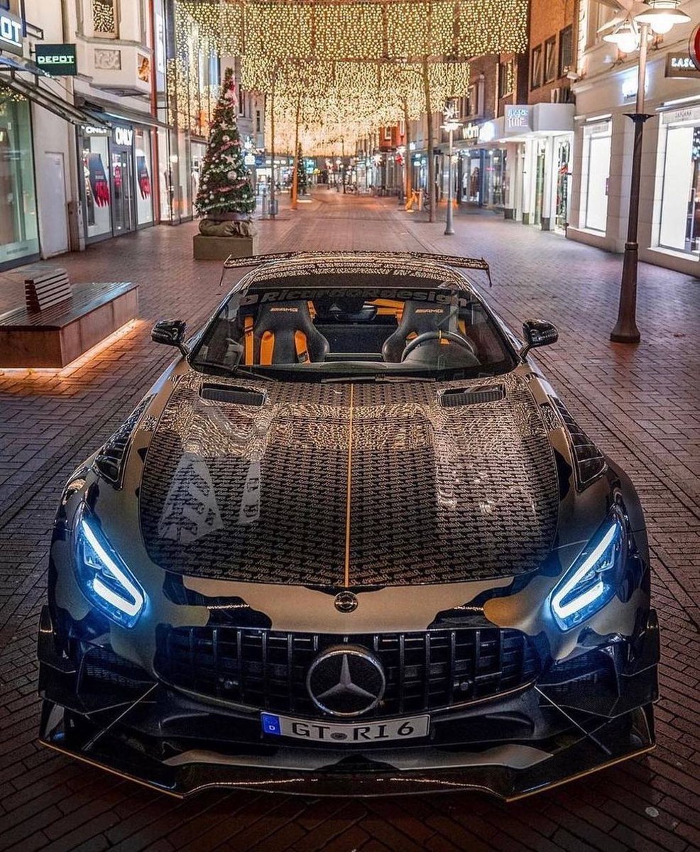 AMG GT R Black Series   ...