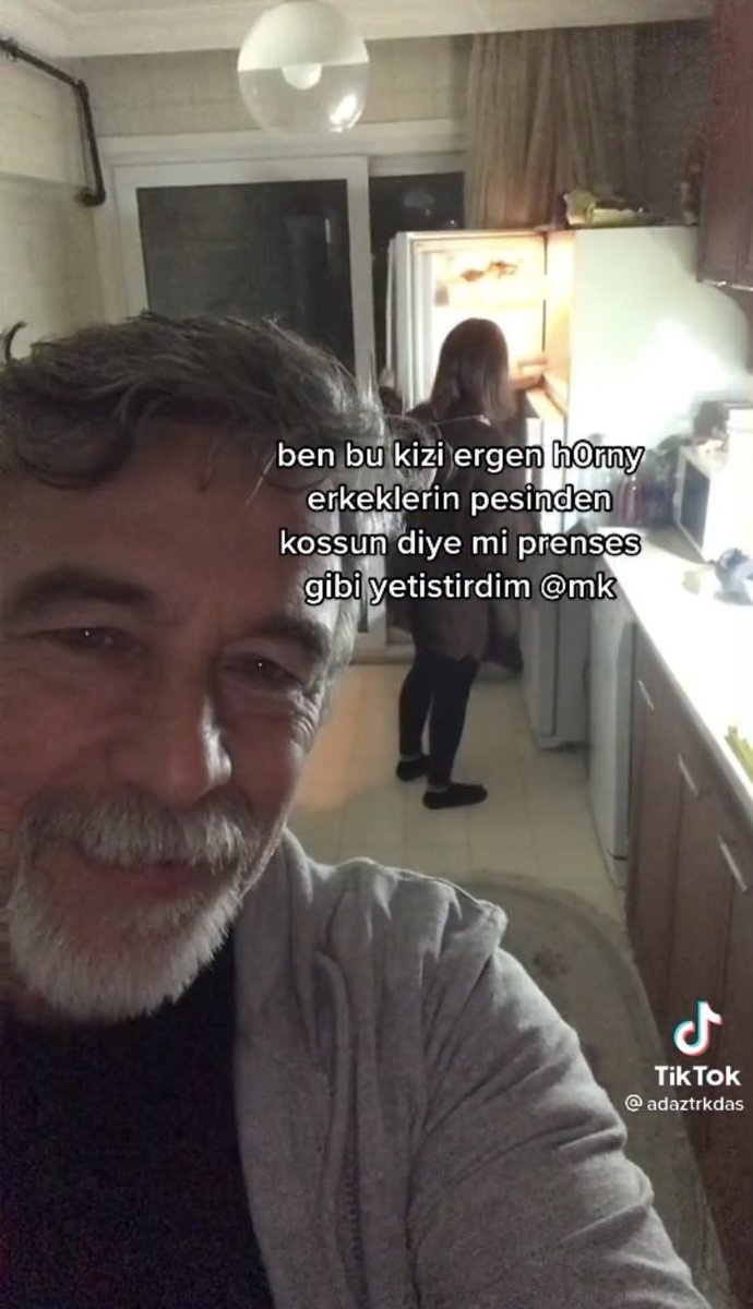 ben bu kizi ergen horny...