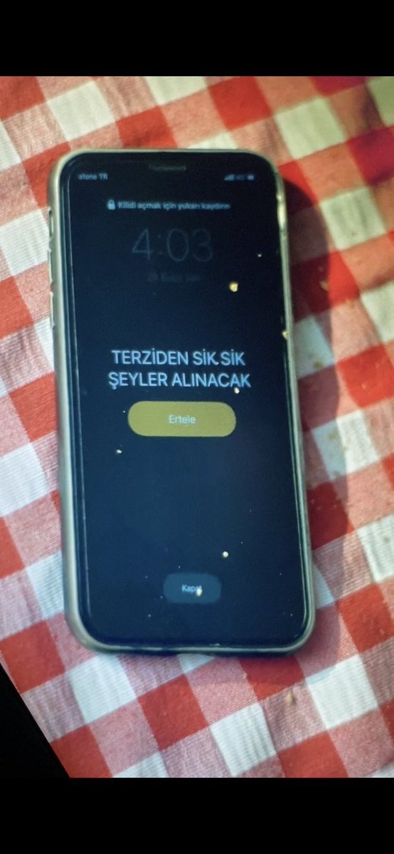 HSHSJAJAHAHSHSHS    sfone...