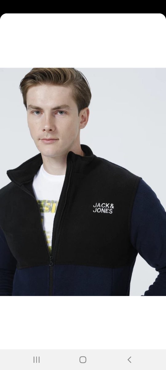 Jack Jones'ta bugüne özel...