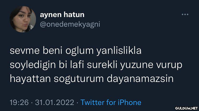 kızlar niye böylesiniz ya ...