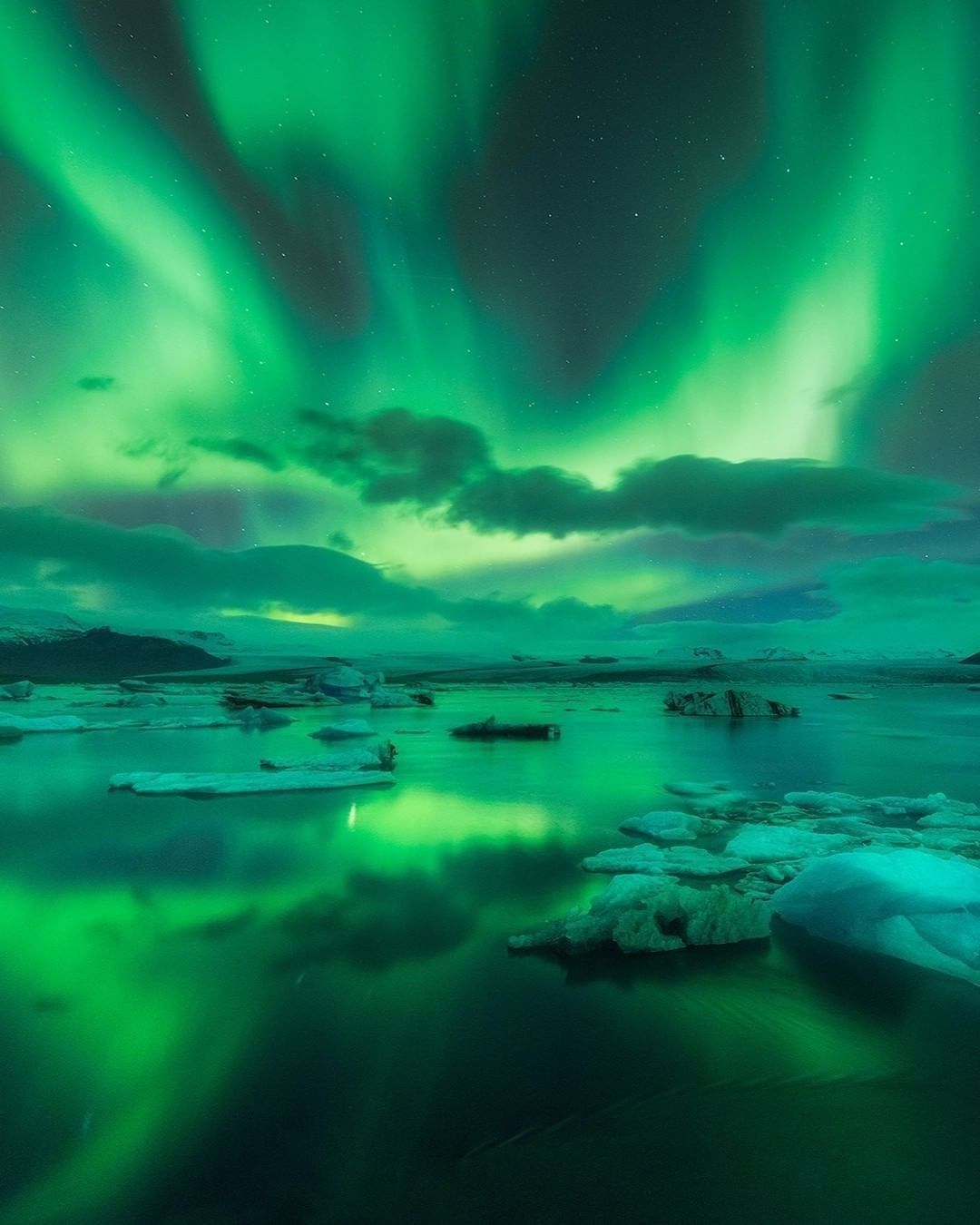 Enchanting northern lights...