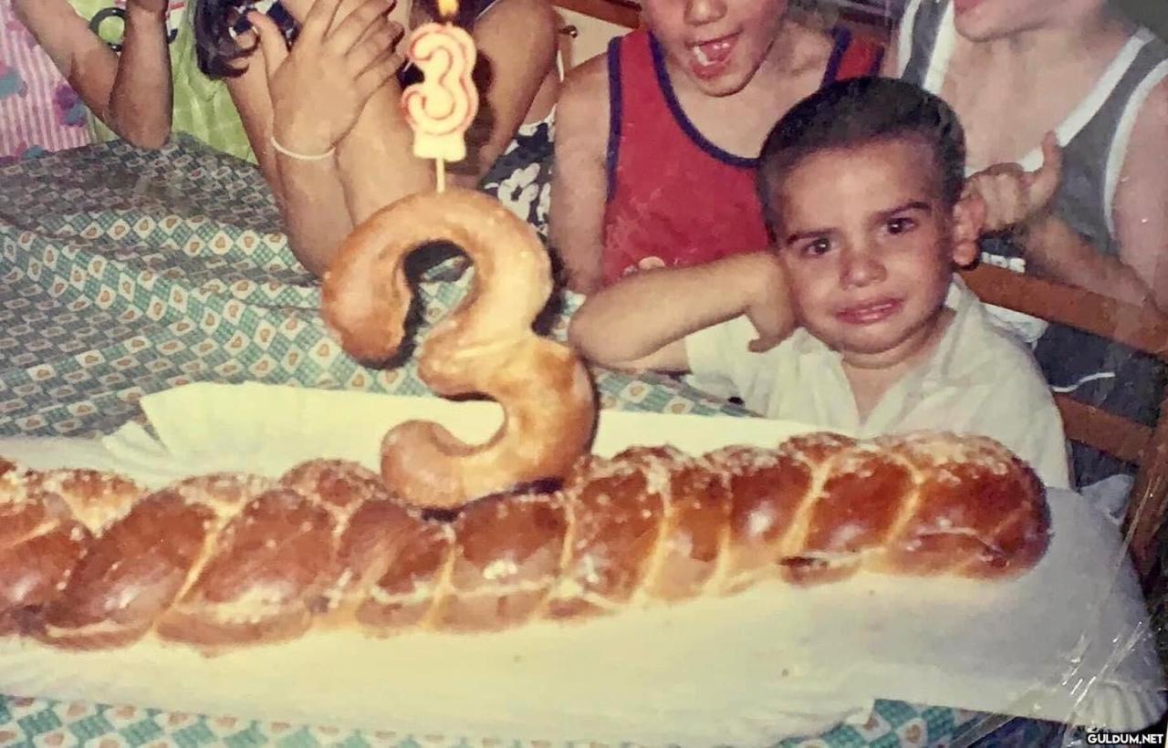 anlamsız fotoğraflar 8932  Kaynak