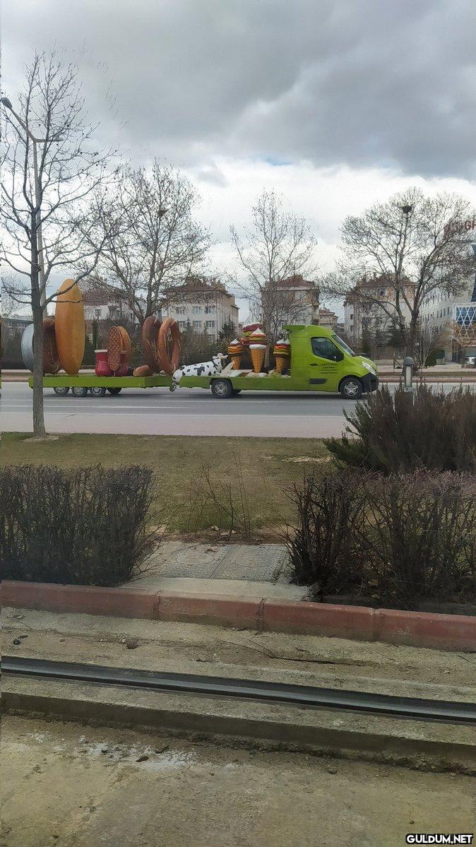 Konya'da facia yüklü bir...