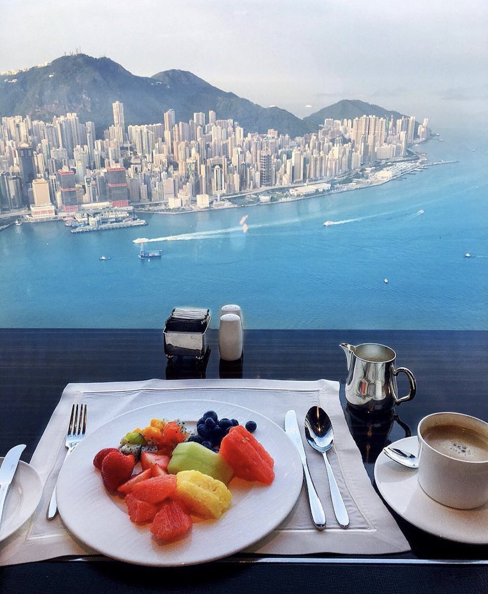 Hong Kong'da sabah...