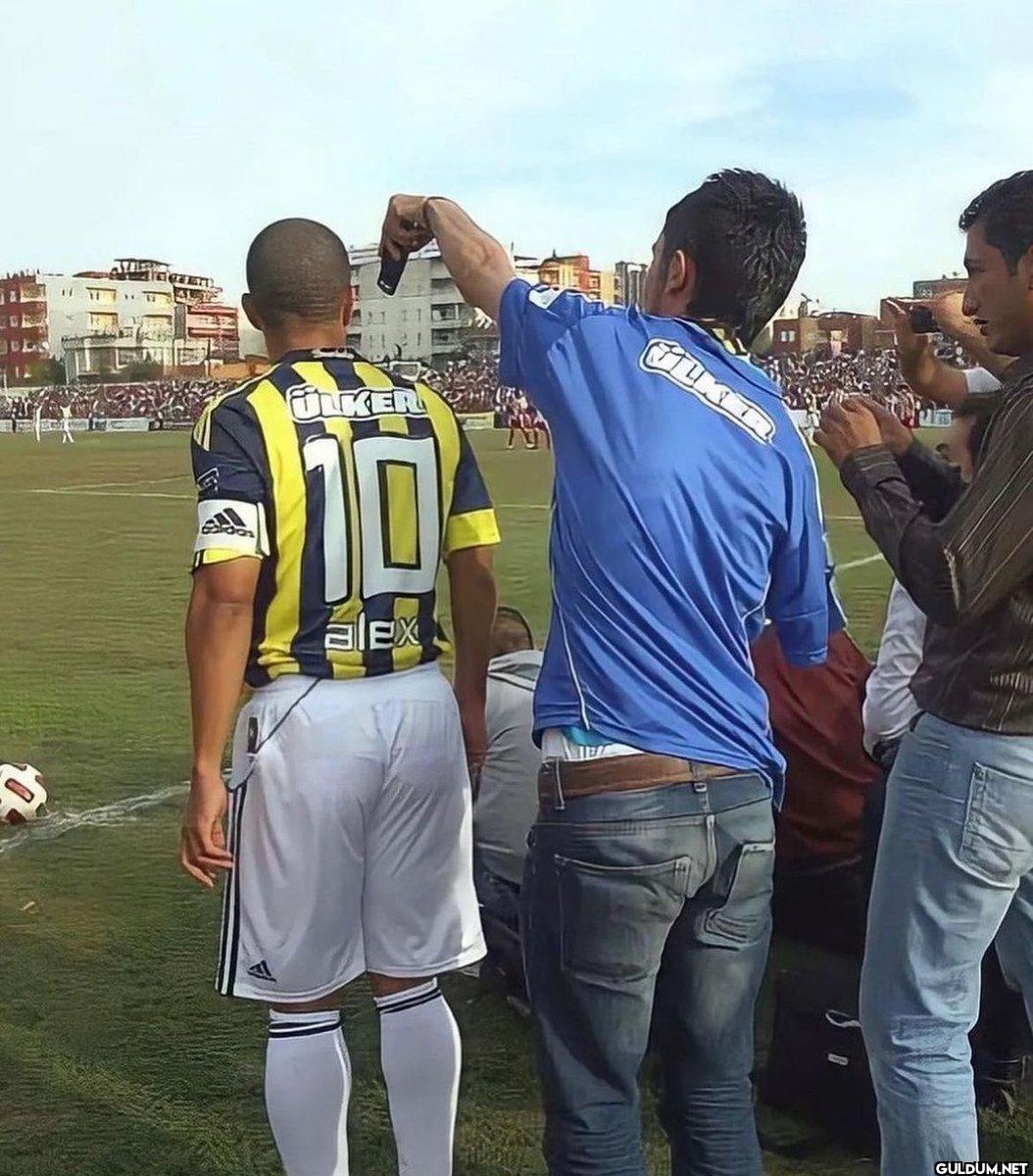 Alex de Souza korner...