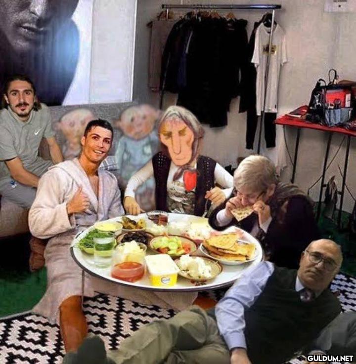 @satrayni Fotoğrafın arka...