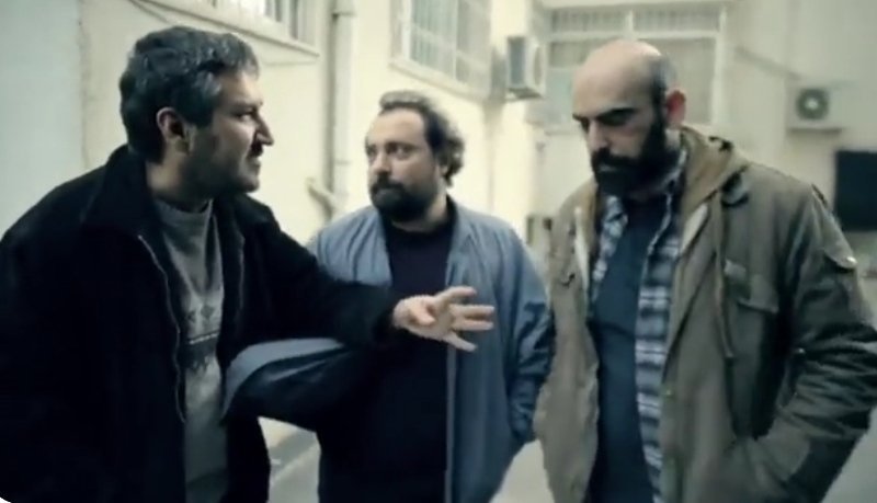 "Bak sen şu kukinin...