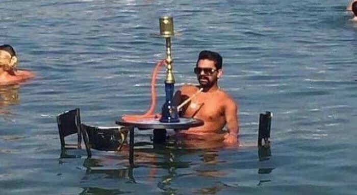 Daha görgüsüz bir hareket...