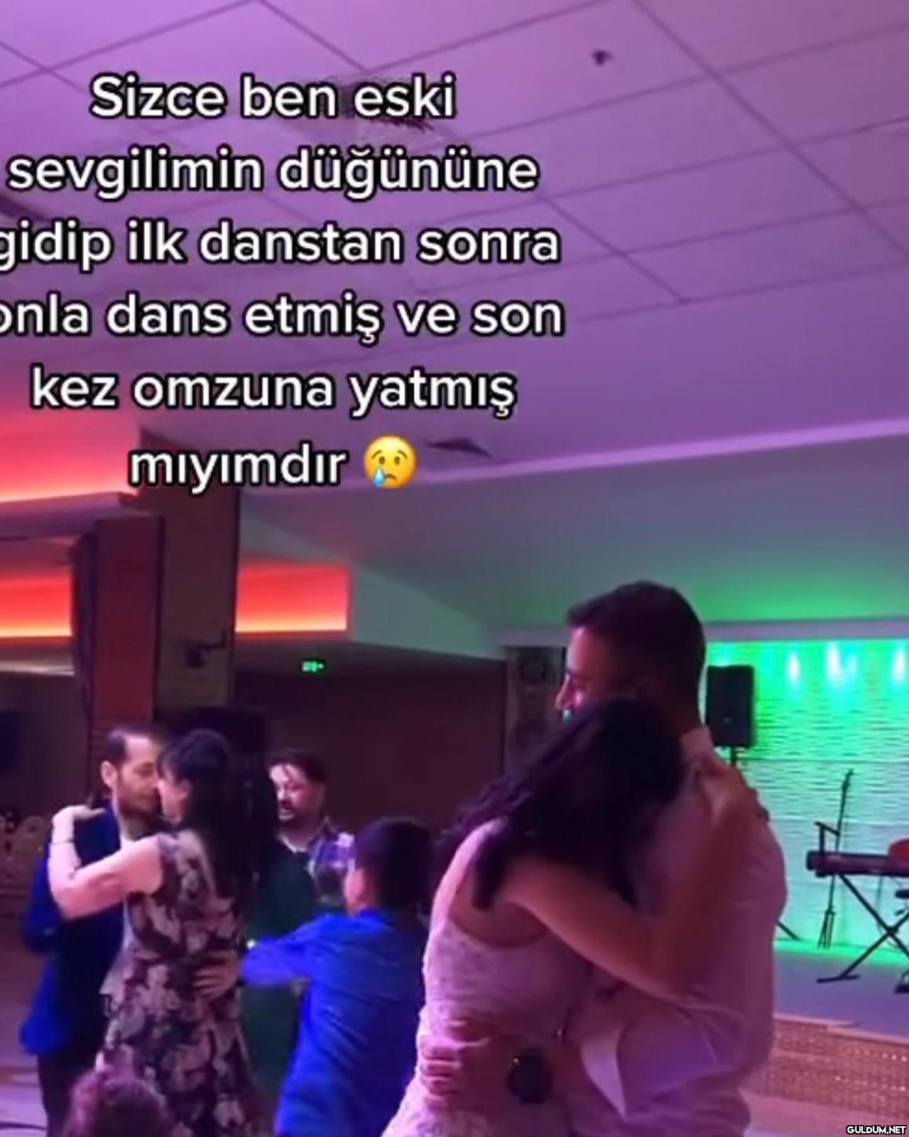 Hangimiz yaşamadık 🖤  ...