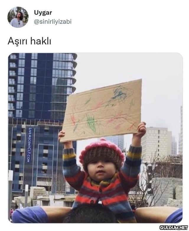 Uygar @sinirliyizabi Aşırı...